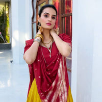 Lehenga collection "Mitali" - Jaune