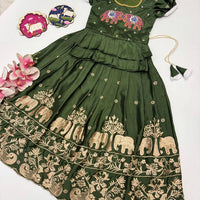 Lehenga Fille collection "Divya" - Vert