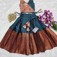 Lehenga Fille collection "Nirandjani" Bleu