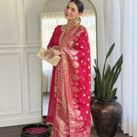 Punjabi Collection "Seera" - Rouge