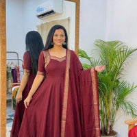Anarkali/Robe Collection "Seendra" - Bordeaux
