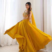Lehenga collection "Roukmani" - Jaune