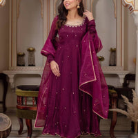 Robe "Chindu"