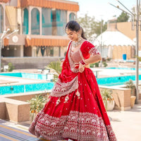 Lehenga collection "Divyka" - Rouge