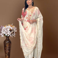 Punjabi Collection Sathyana - Blanc