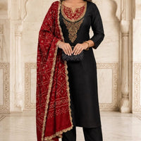 Punjabi "Neeta" - Noir