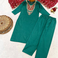 Punjabi "Neeta" - Vert océan