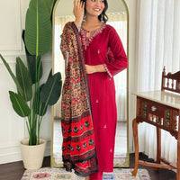 Punjabi "kiara" - Rouge