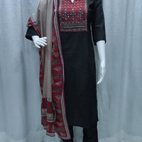 Punjabi "Kamala" - Noir