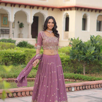 Lehenga collection "Paro" - Parme