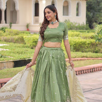 Lehenga collection "Ishkaa" - Vert