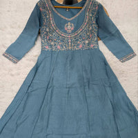 Anarkali "Anjana" - Bleu ciel légèrement grisé