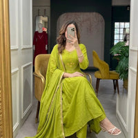 Anarkali "Anjana" - Vert anis