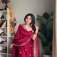 Punjabi "Ranee" - Rouge bordeaux