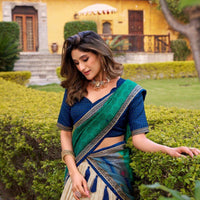 Lehenga collection "Anahitha" - Bleu