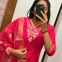 Punjabi "Lalitha" - Rose fuschia