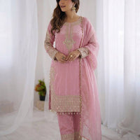 Punjabi "Kareena"