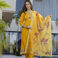 Punjabi "Neela" - Jaune
