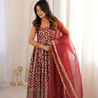 Anarkali/Robe Collection "Innya" Bordeaux