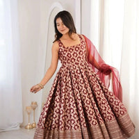 Anarkali/Robe Collection "Innya" Bordeaux