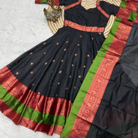 Robe Collection "Kanikaa"