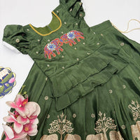 Lehenga Fille collection "Divya" - Vert