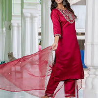 Punjabi Collection "Navishma" - Rouge