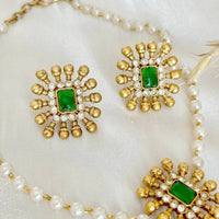 Parure ras de cou "Maharani Flower" Emeraude