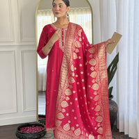 Punjabi Collection "Seera" - Rouge