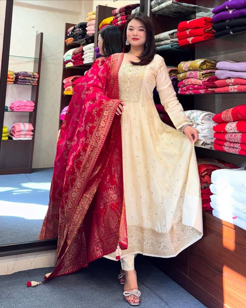 Anarkali/Robe Collection "Akshara Anarkali"  - Blanc