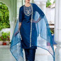Punjabi Collection "Navishma" - Bleu