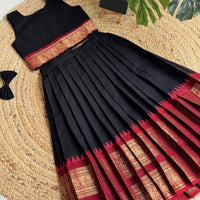 Lehenga Fille collection "Vineshka" Noir