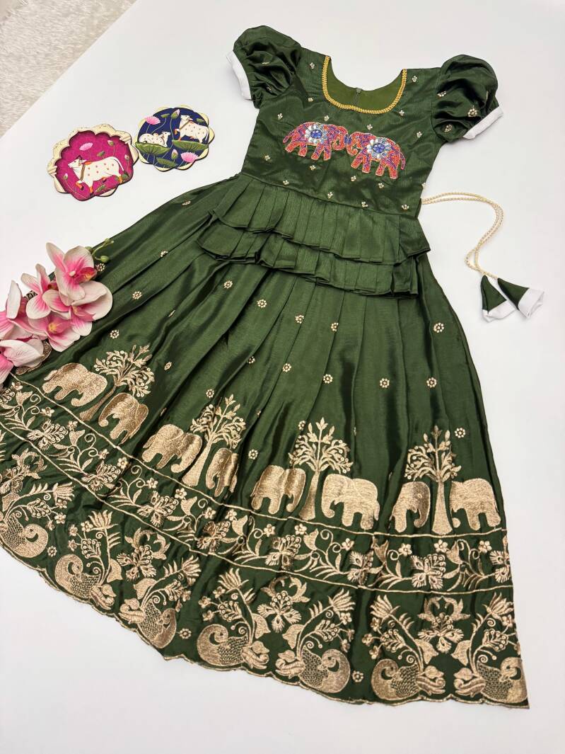 Lehenga Fille collection "Divya" - Vert