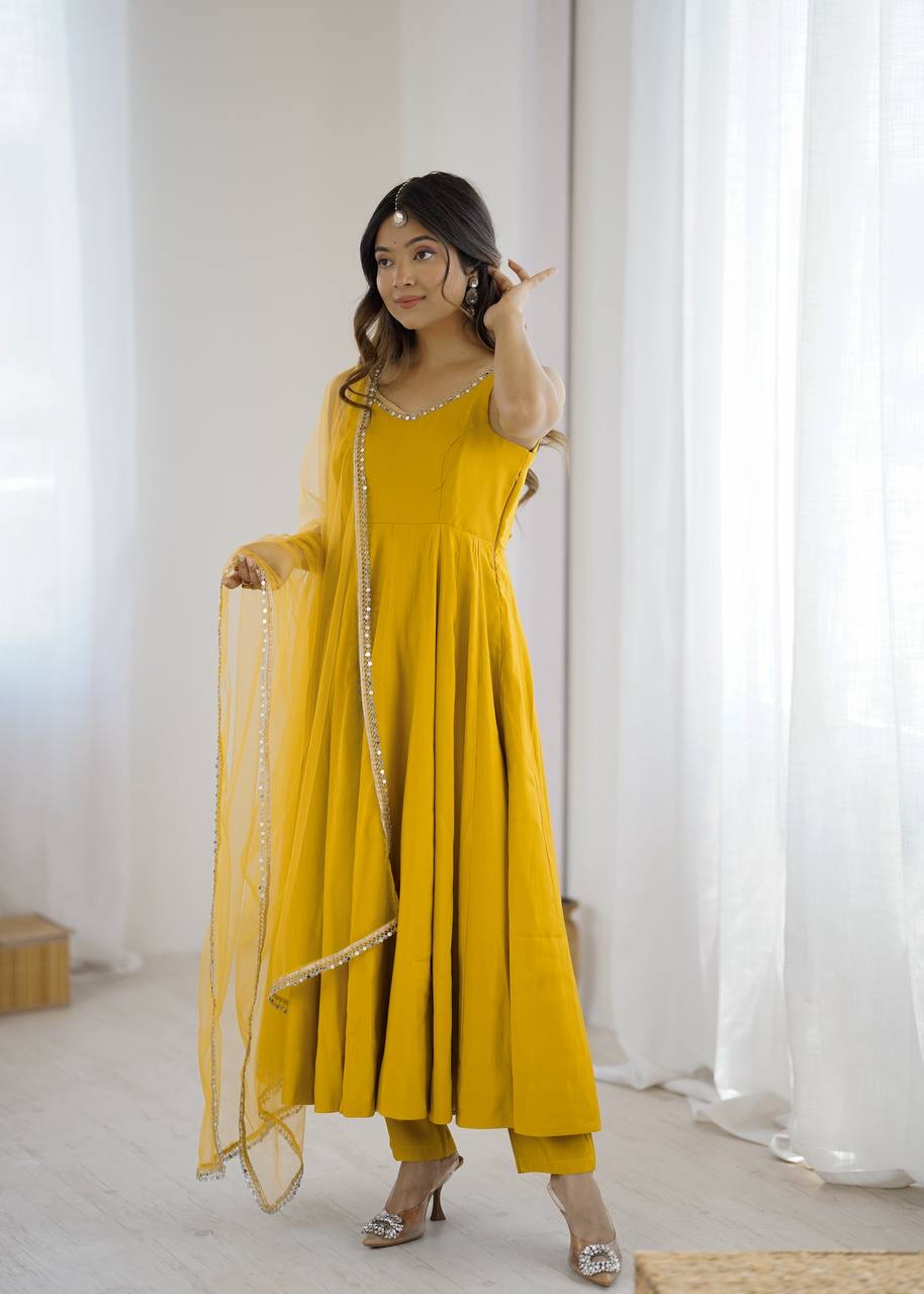 Anarkali Collection "SaÏda" - Jaune