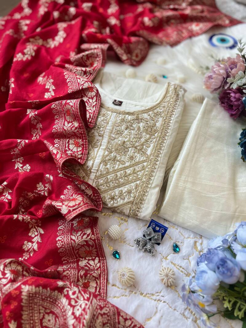 Anarkali/Robe Collection "Akshara Anarkali"  - Blanc