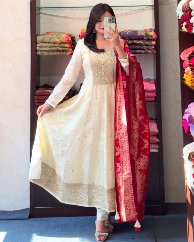 Anarkali/Robe Collection "Akshara Anarkali"  - Blanc