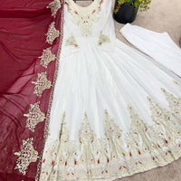 Robe "Ishika" - Blanc