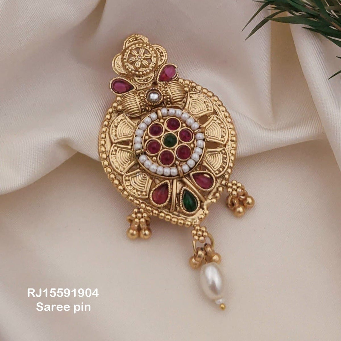 Broche RJ1904