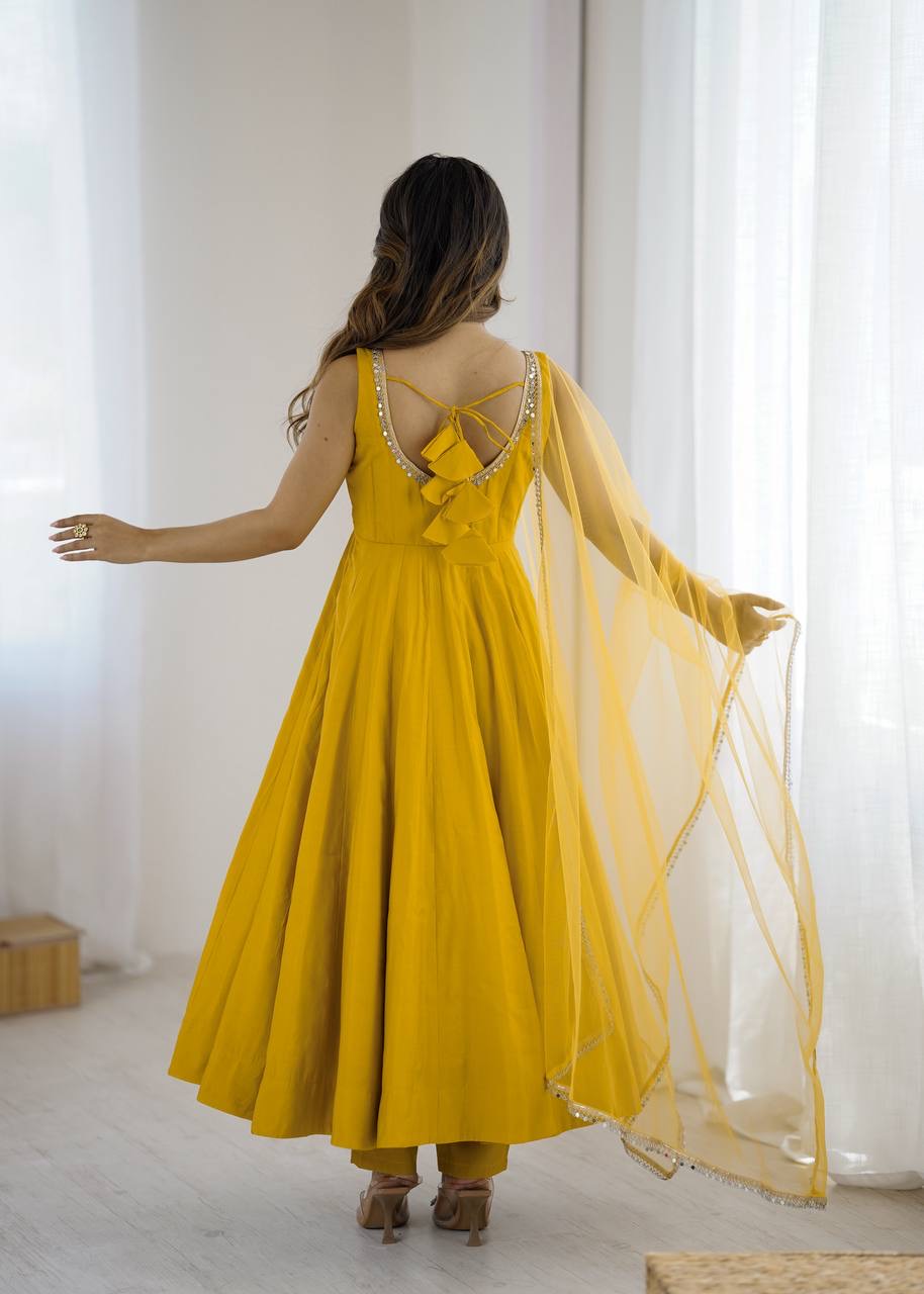 Anarkali Collection "SaÏda" - Jaune