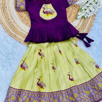 Lehenga Fille collection "Anjali" - Violet