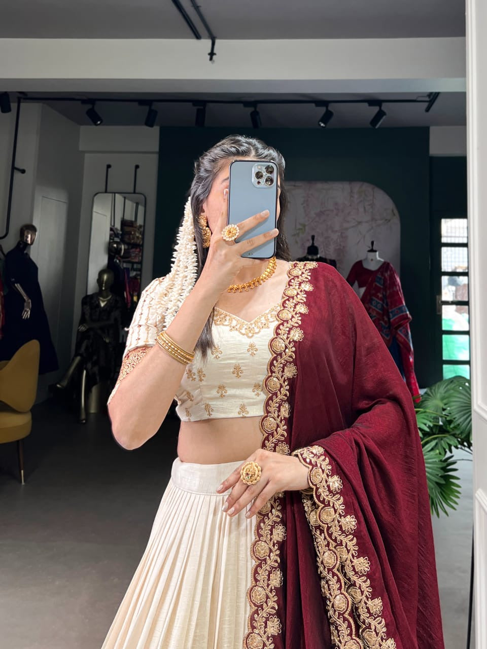 Lehenga collection "Pranavi" - Blanc