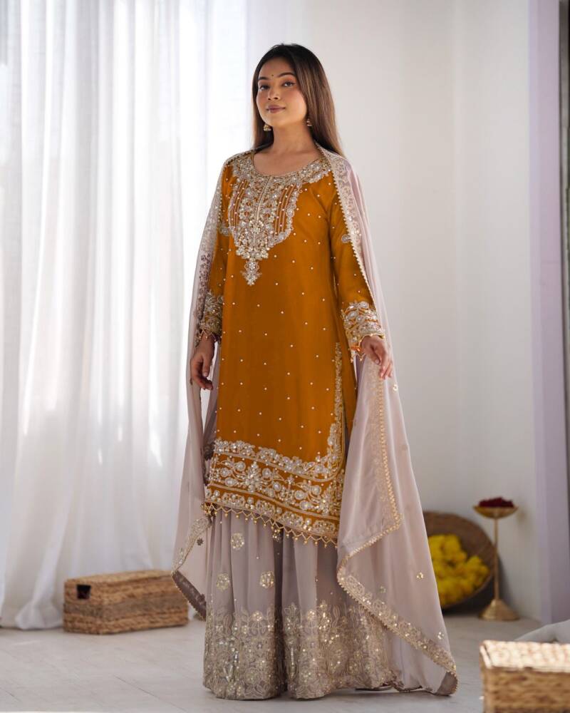 Punjabi Collection "Poujvali" - Jaune