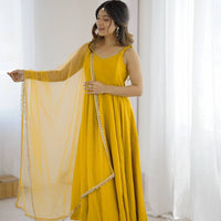Anarkali Collection "SaÏda" - Jaune