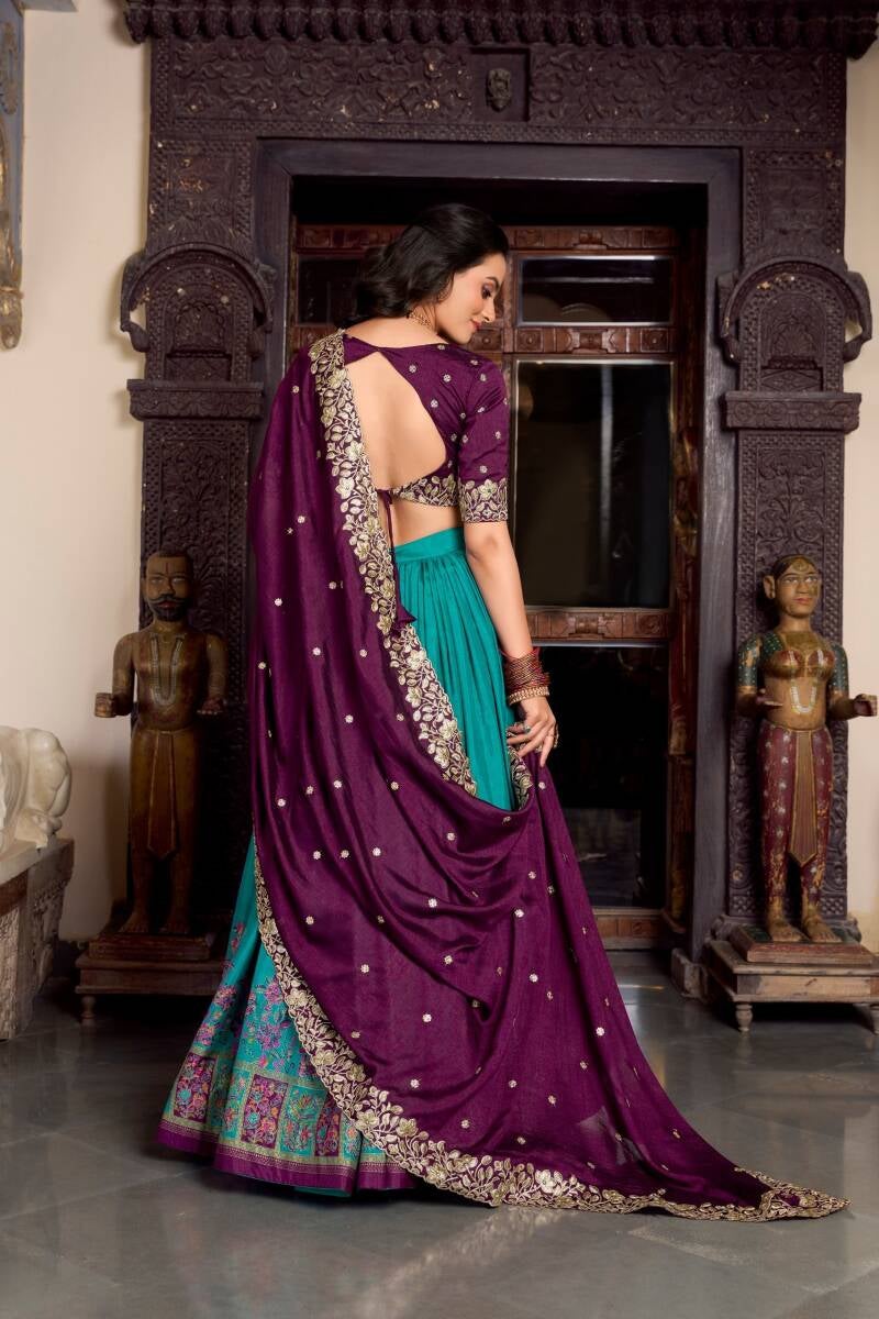 Lehenga collection "Yashoda" - Bleu