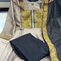 Robe Collection "Suhani"