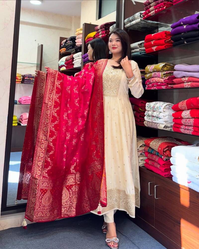 Anarkali/Robe Collection "Akshara Anarkali"  - Blanc