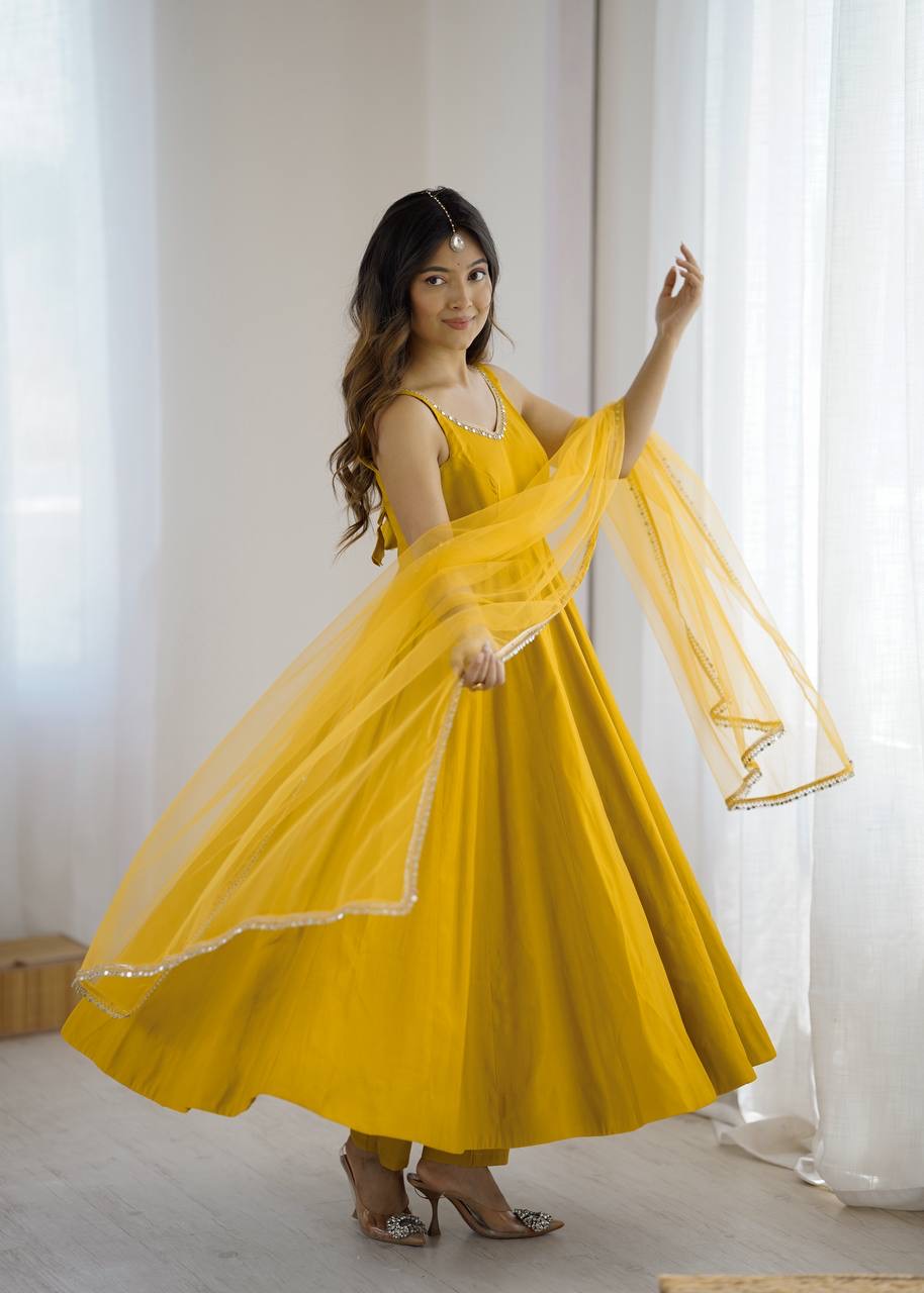 Anarkali Collection "SaÏda" - Jaune