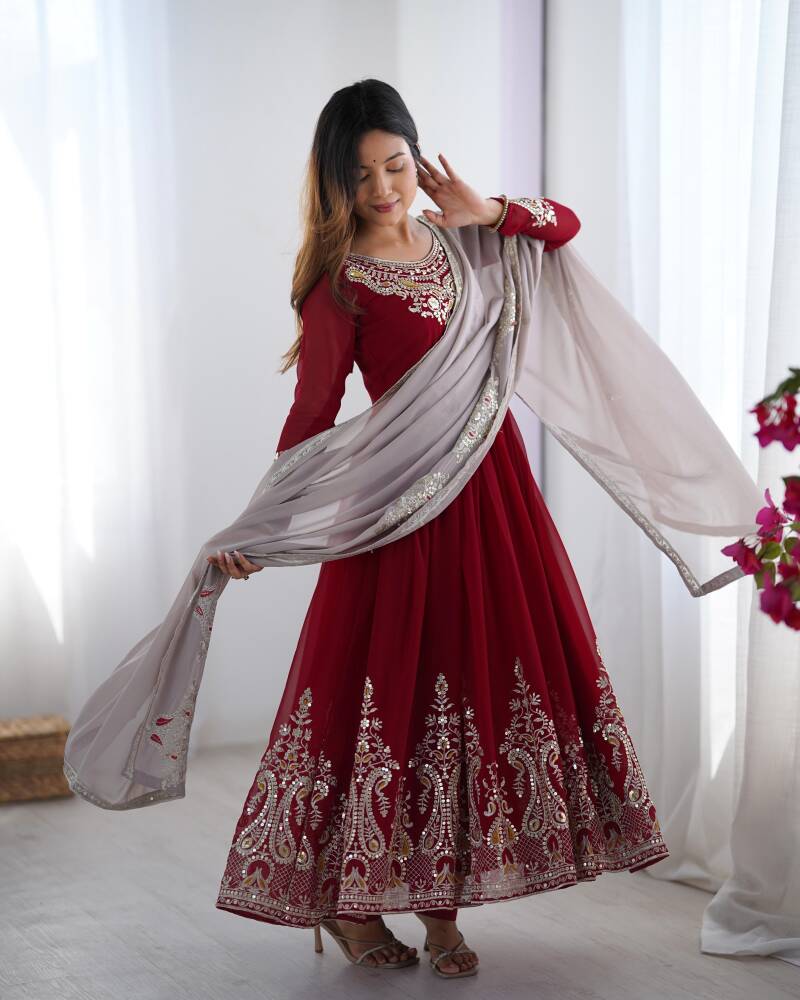 Robe "Ishika" - Bordeaux