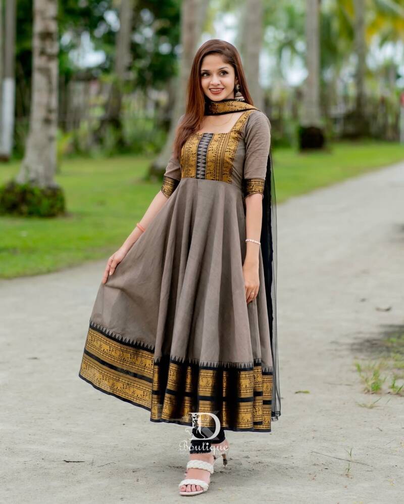 Robe Collection "Suhani"