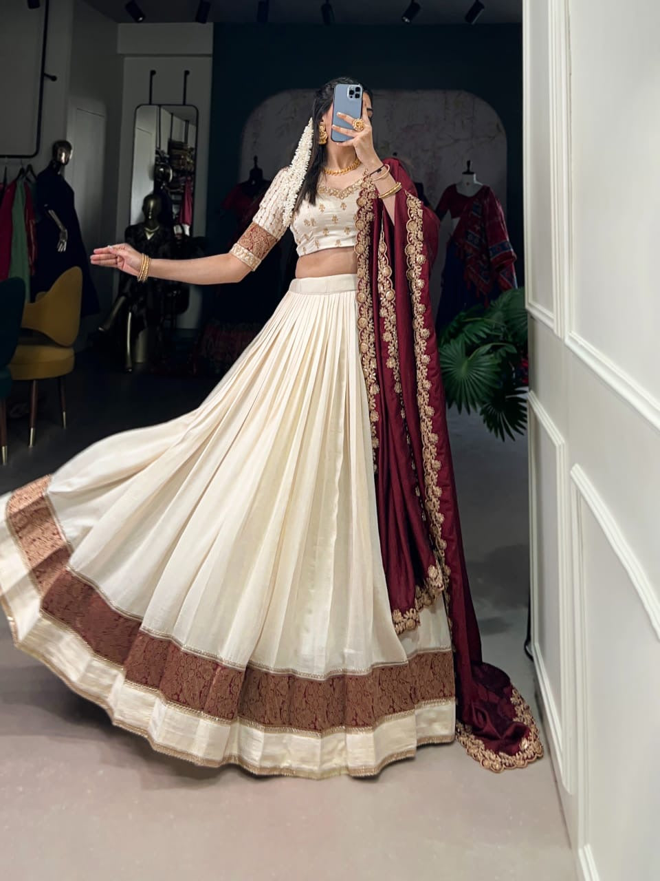 Lehenga collection "Pranavi" - Blanc